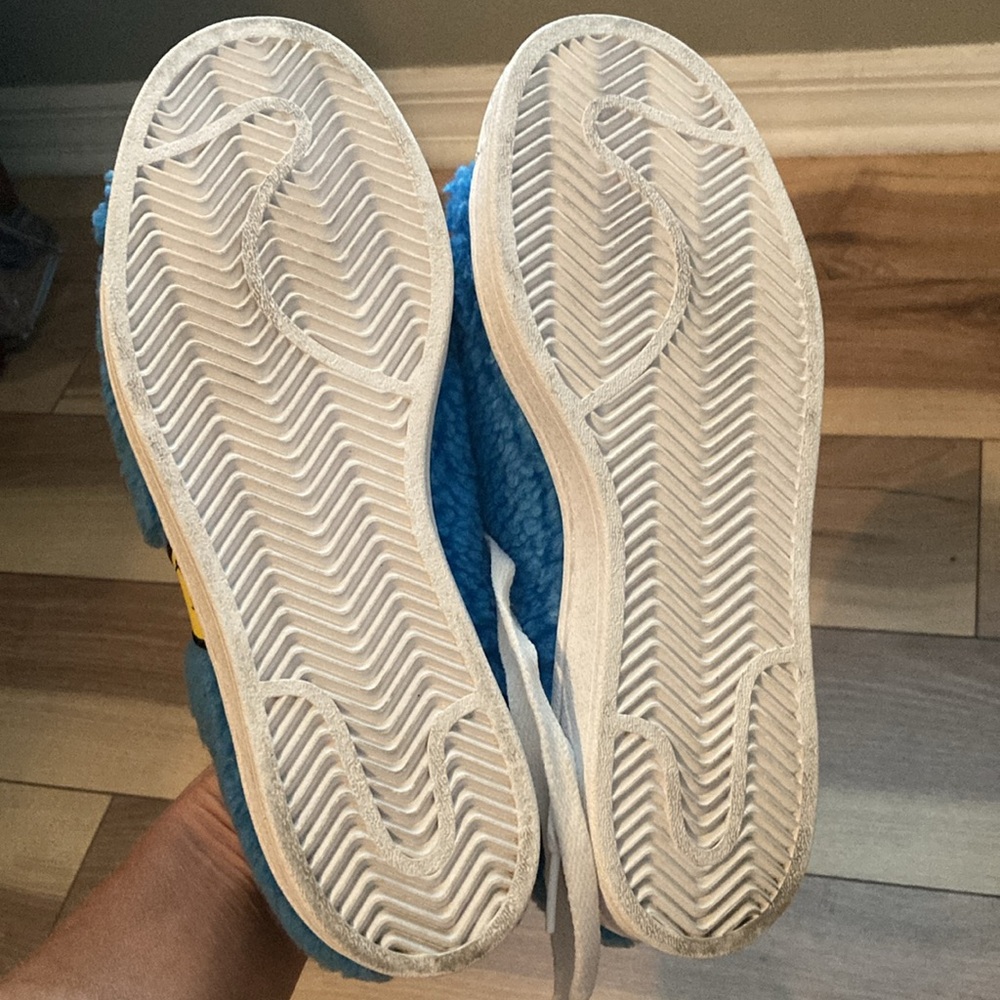Adidas Marge Simpson Superstar Sneakers - Picture 9 of 10